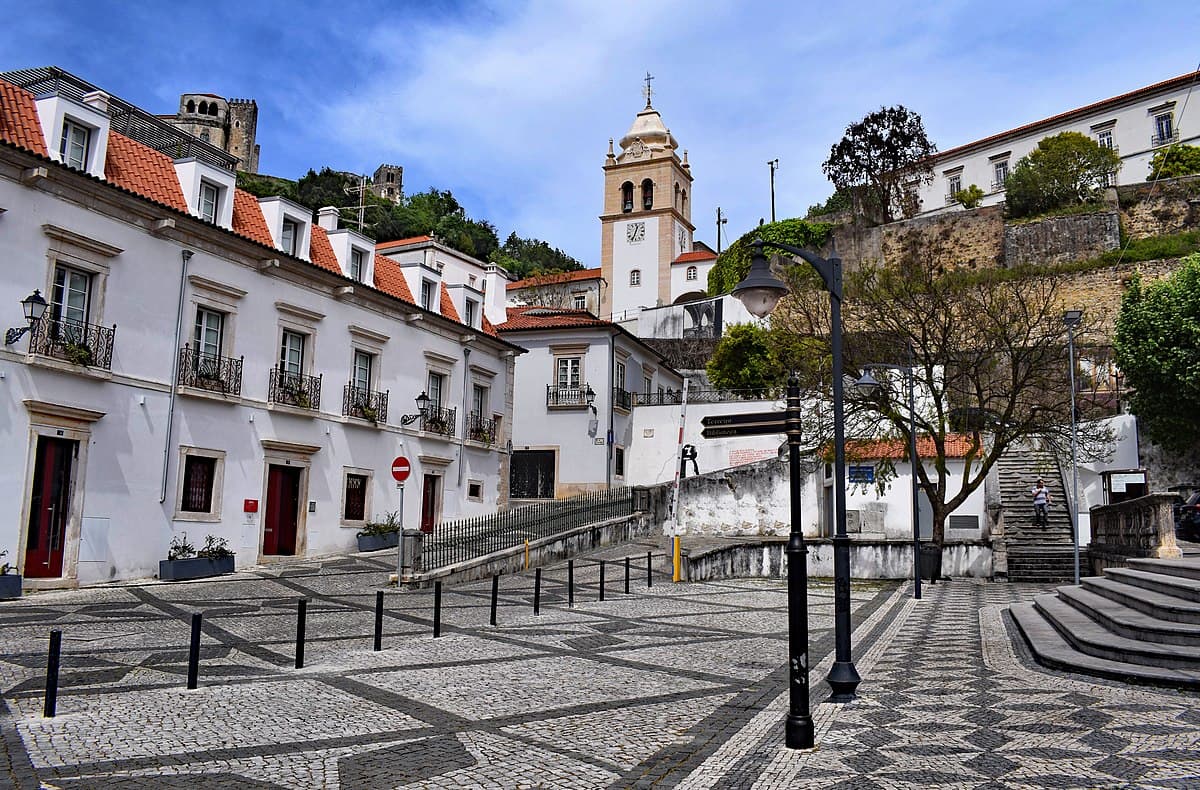 VIVER EM LEIRIA - UM CONCELHO ACESSÍVEL A TODOS E PARA TODOS!