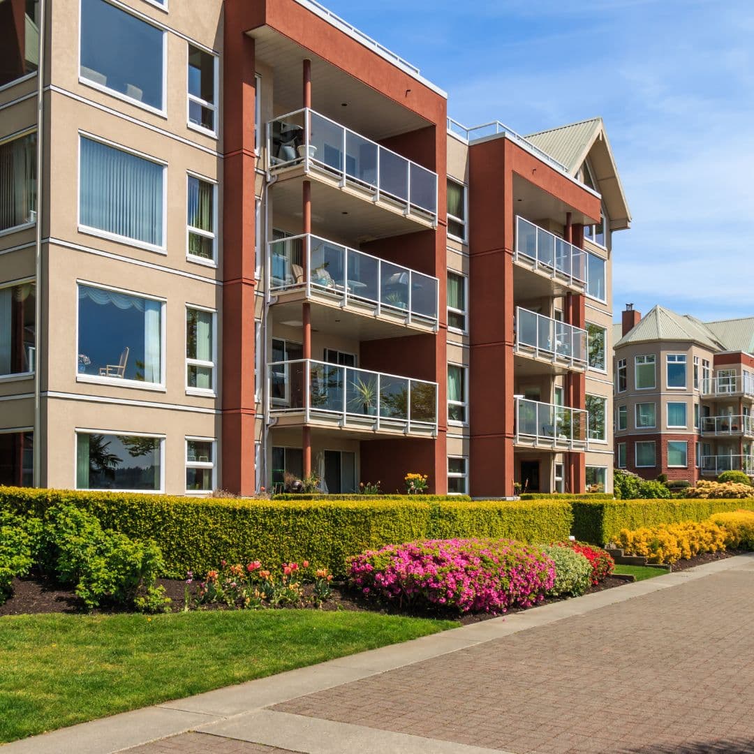 CONVERSIÓN DE INMUEBLES COMERCIALES A VIVIENDA