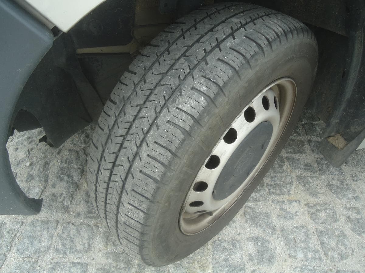 Opel Vivaro 1.9 TDI — imagem 18