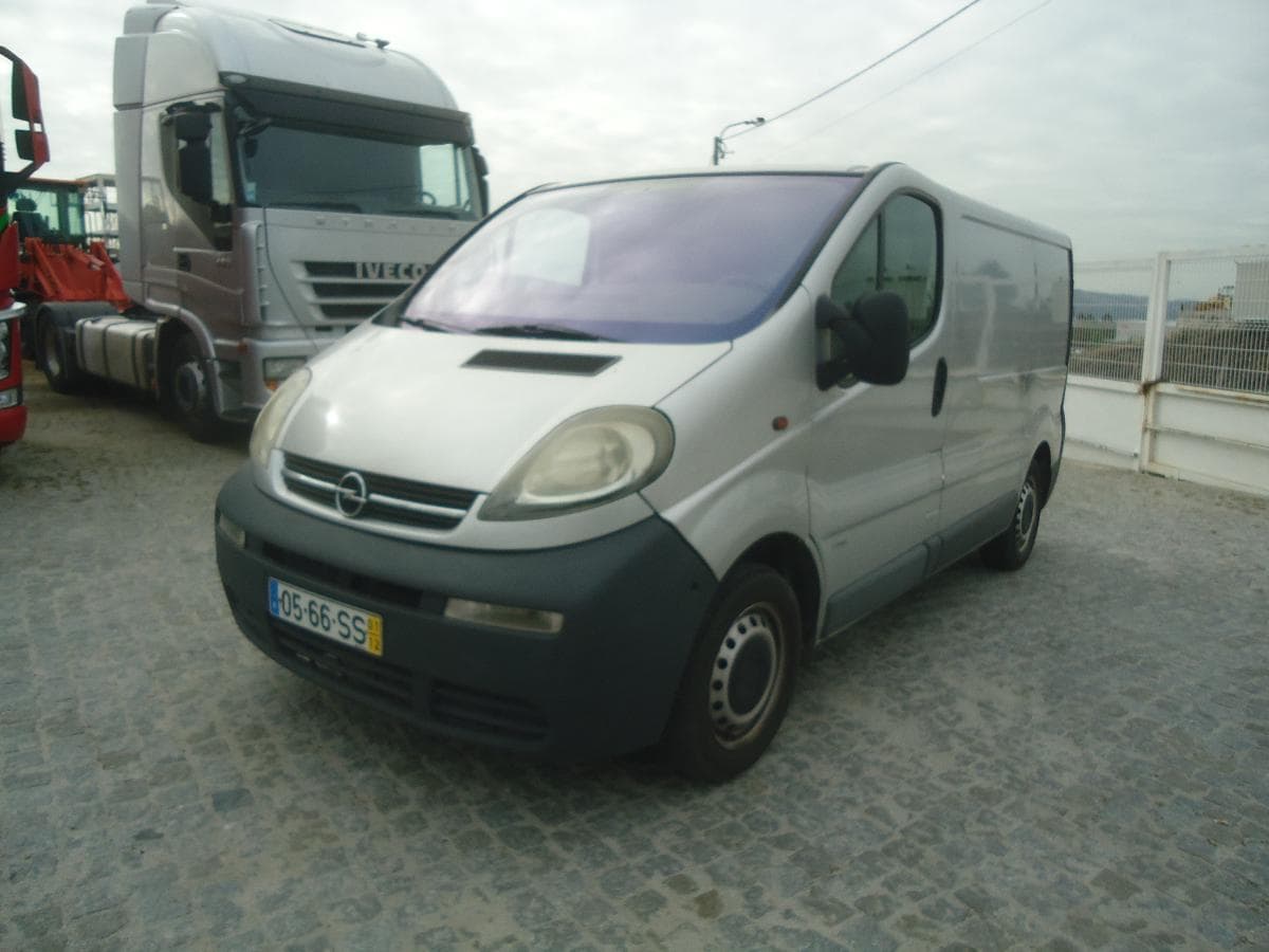 Opel Vivaro 1.9 TDI — imagem 3