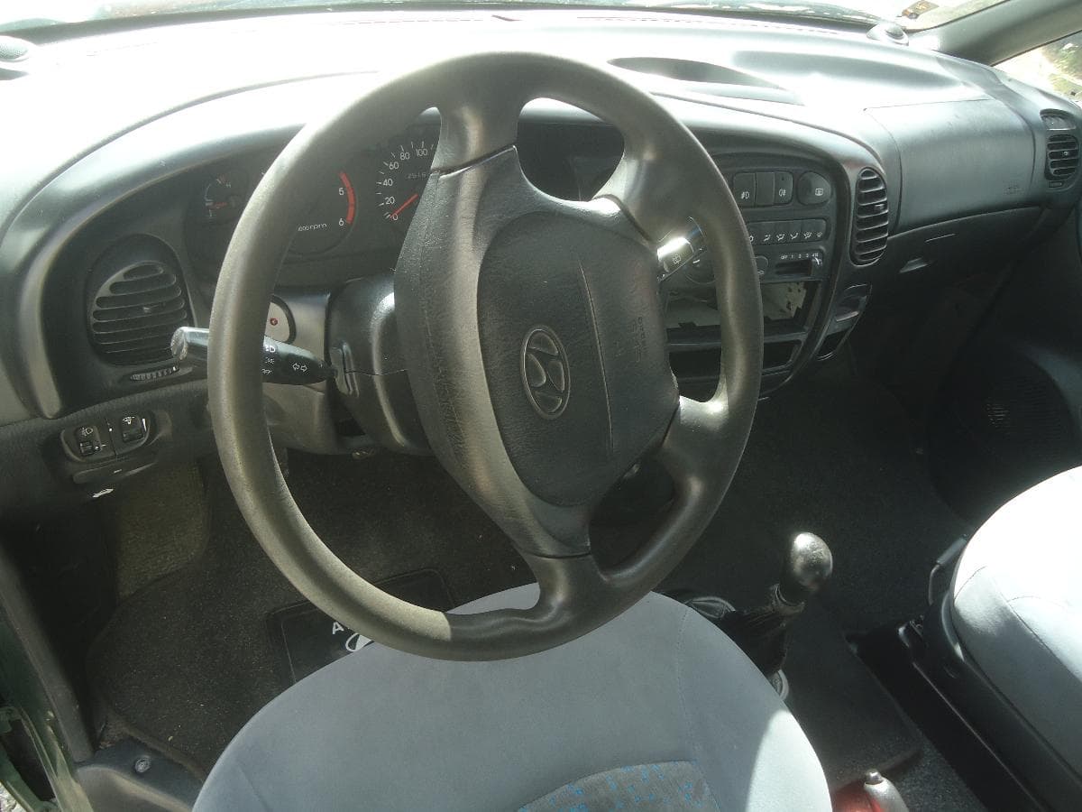 Hyundai H1 — image 10