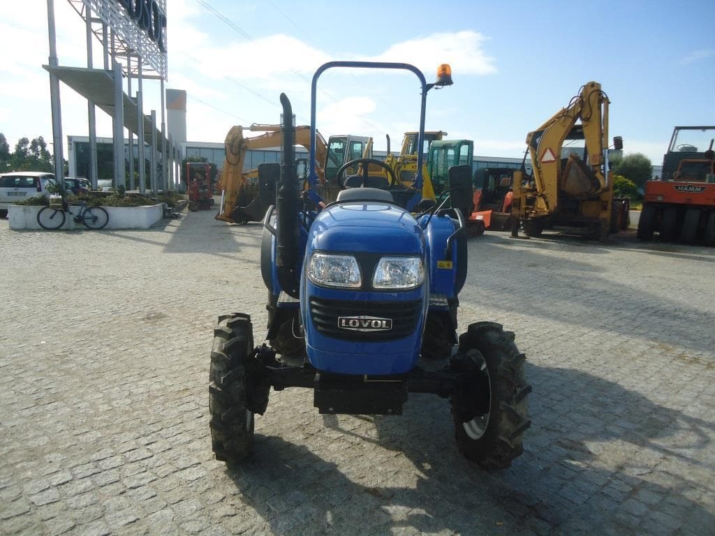 Trator agrícola, Lovol 254 — imagen 2