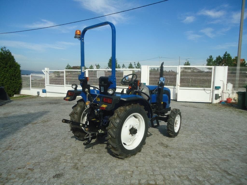 Trator agrícola, Lovol 254 — imagen 6