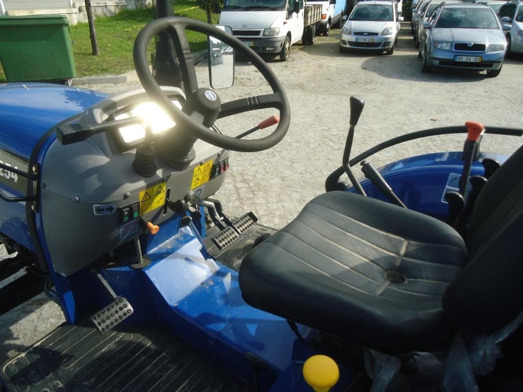 Trator agrícola, Lovol 254 — imagen 7