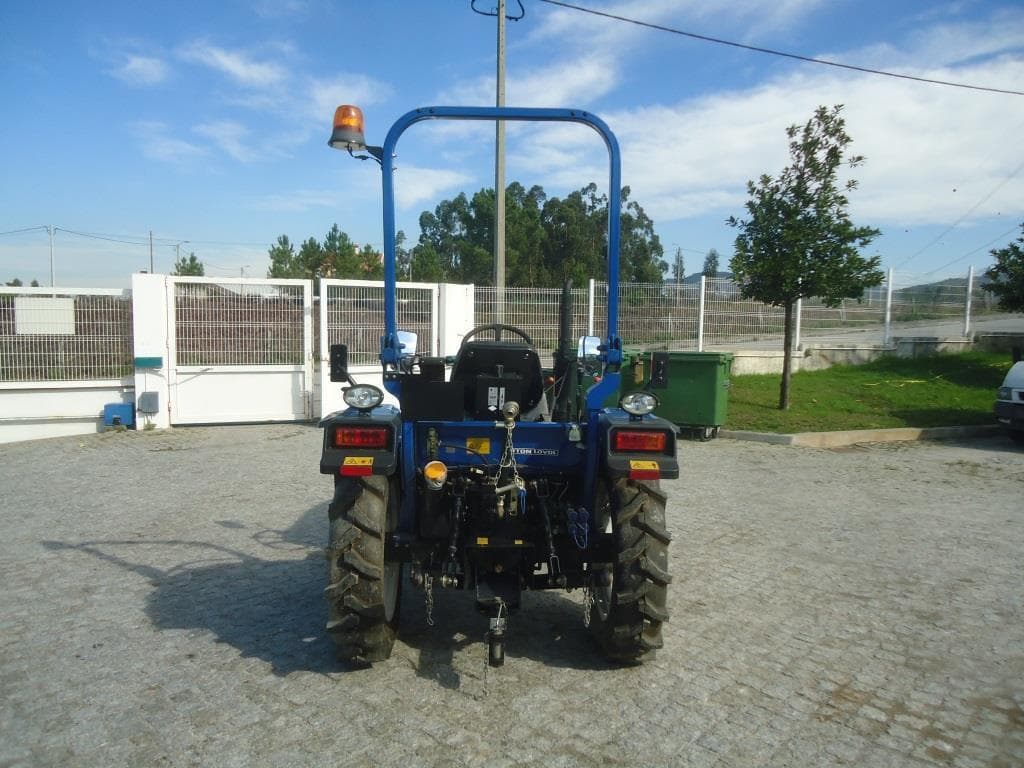 Trator agrícola, Lovol 254 — imagen 5