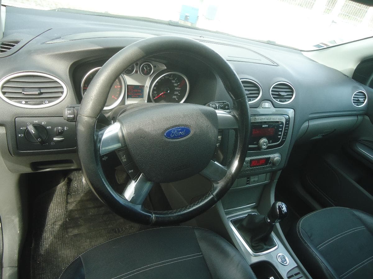 Ford Focus 1.6 TDCI — image 8