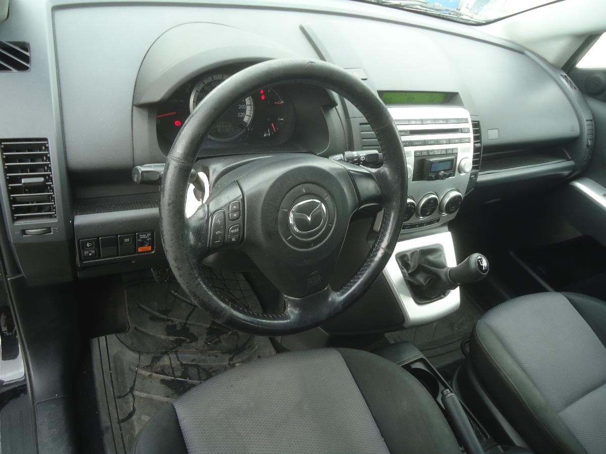 Mazda 5 2.0 · Ano 2006 — imagem 10