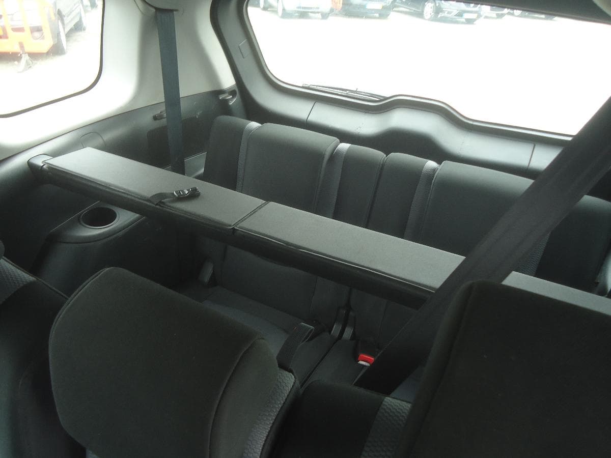 Mazda 5 2.0 · Ano 2006 — imagem 15