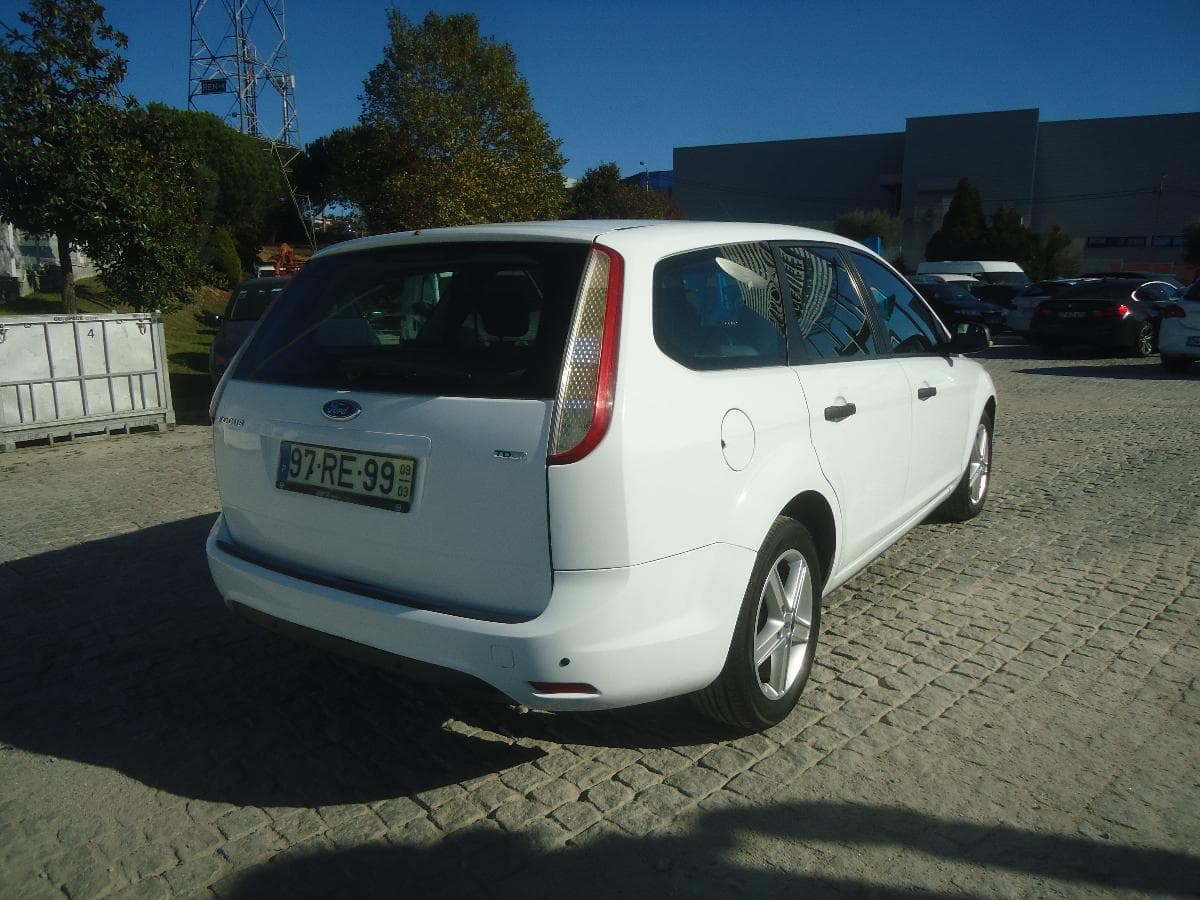 Ford 1.6 TDCI SW · Ano 2009 — imagem 4