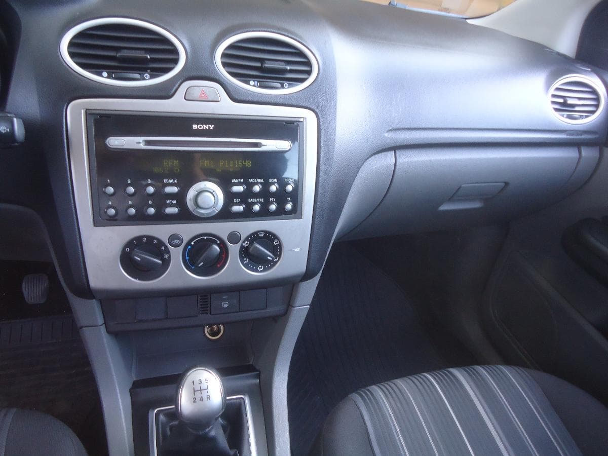 Ford 1.6 TDCI SW · Ano 2009 — imagem 11