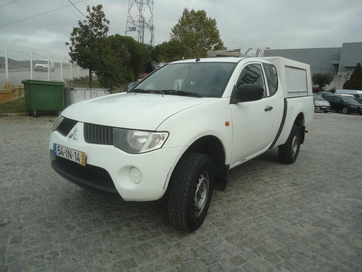 Mitsubishi L200