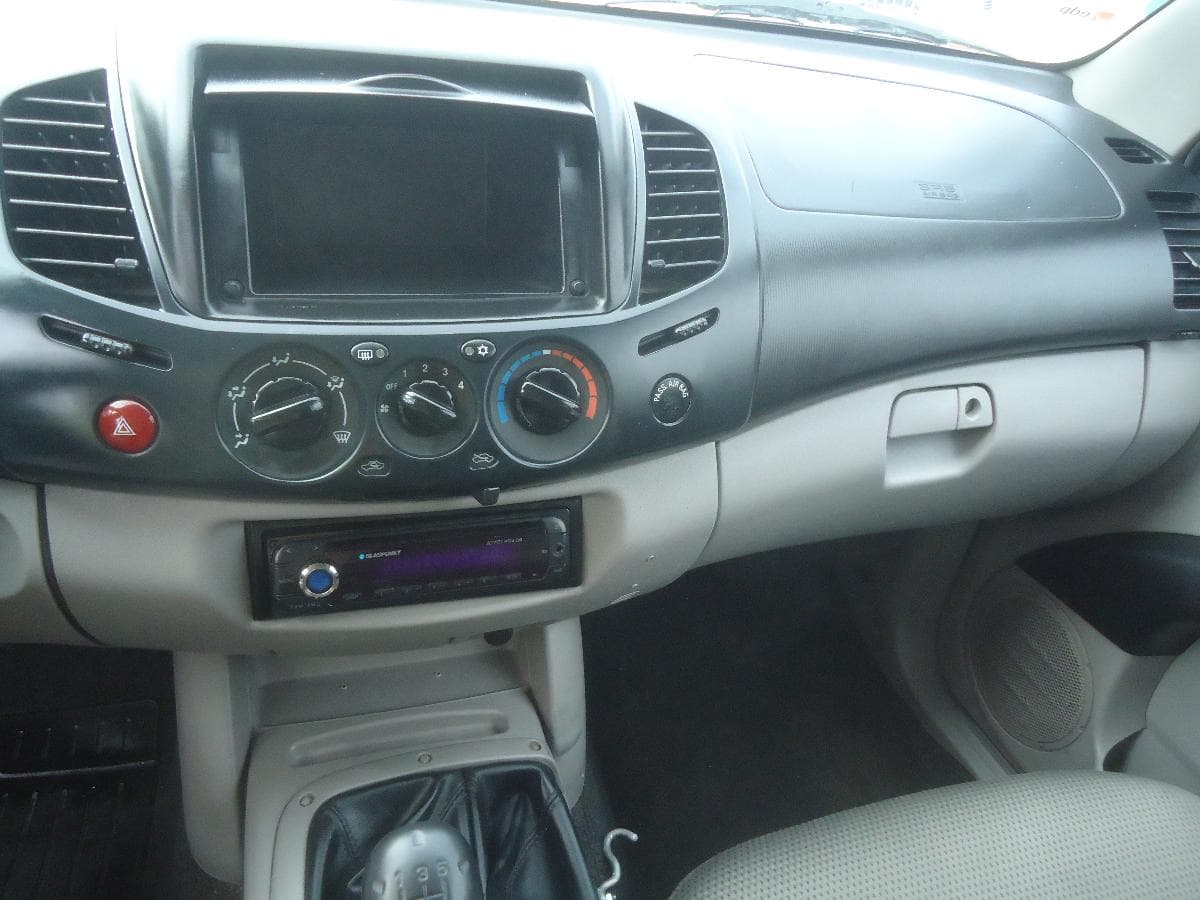 Mitsubishi L200 — imagem 12