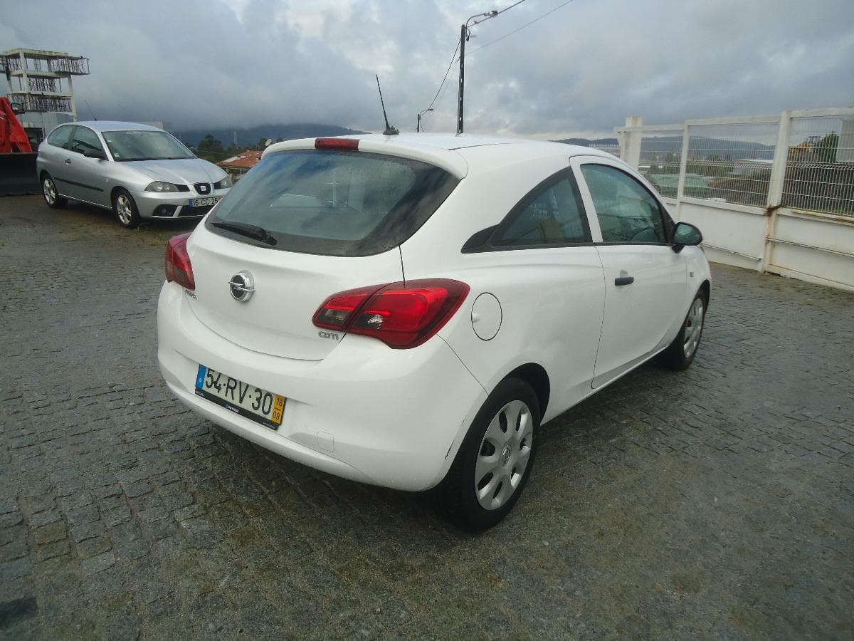 Opel Corsa E Van 1.3 CDTI — imagem 4