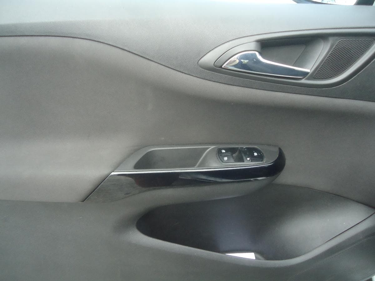 Opel Corsa E Van 1.3 CDTI — imagem 9