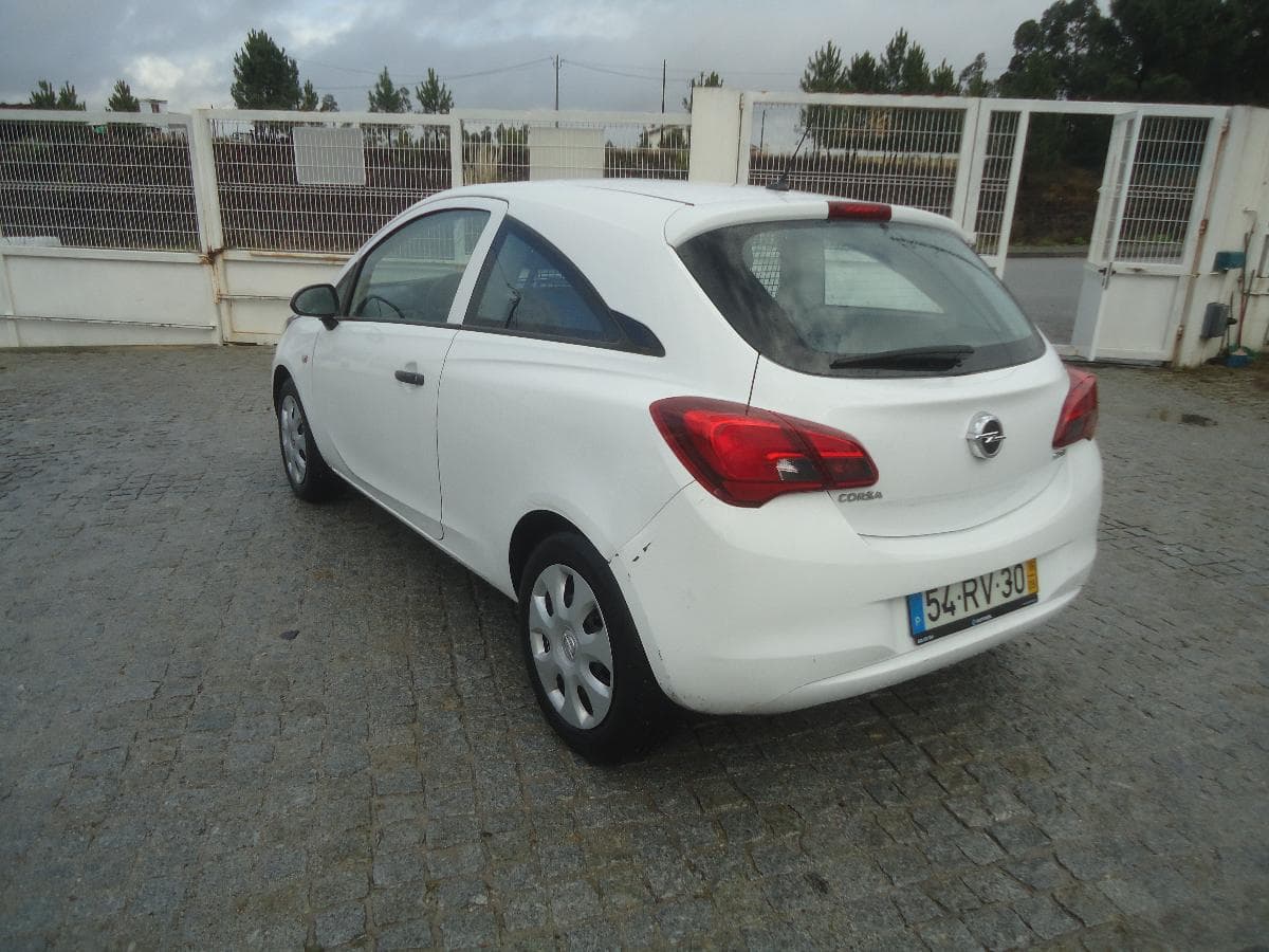 Opel Corsa E Van 1.3 CDTI — imagem 6