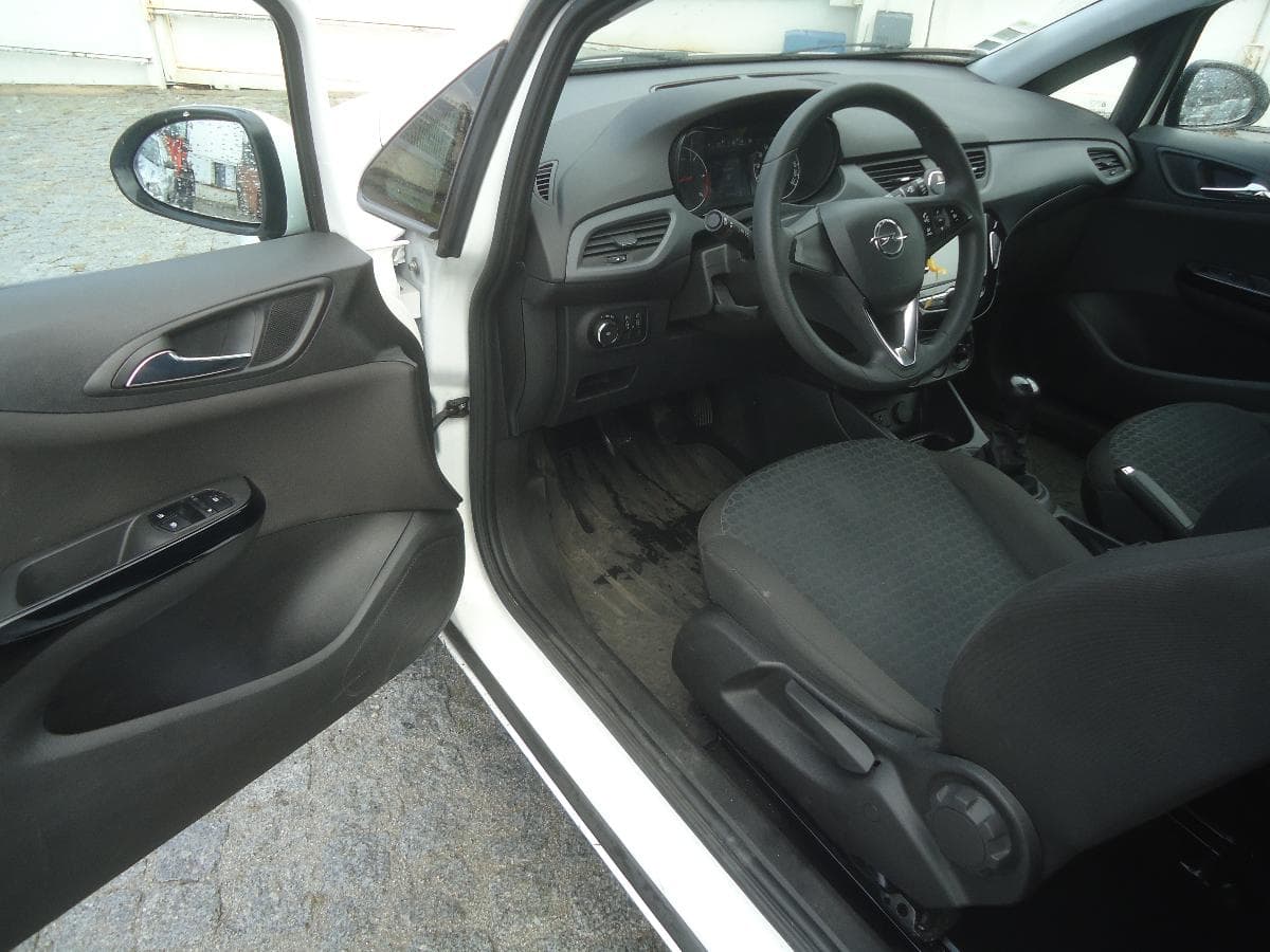 Opel Corsa E Van 1.3 CDTI — imagem 7
