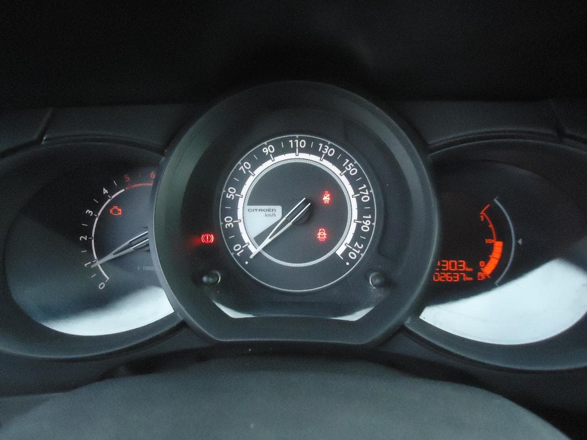 Citroën C3 1.4 HDI — imagem 12
