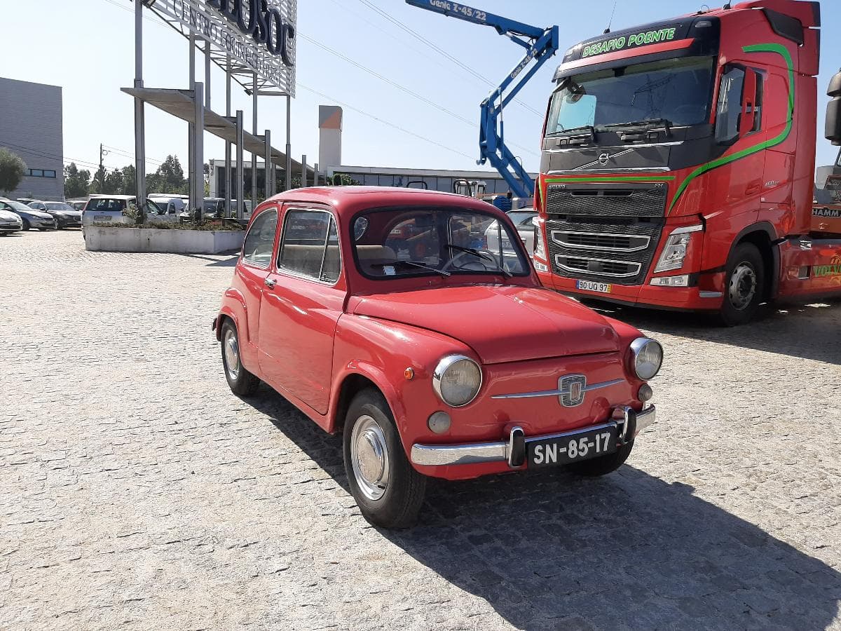 Fiat 600 D · Centro Logístico Leilosoc — imagem 1