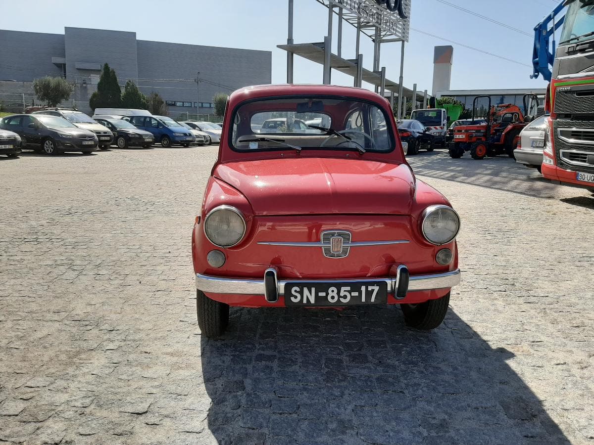 Fiat 600 D · Centro Logístico Leilosoc — imagem 2