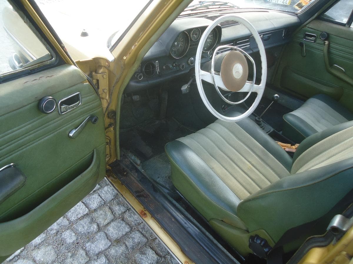 Mercedes-Benz 220 Sedam — imagem 7