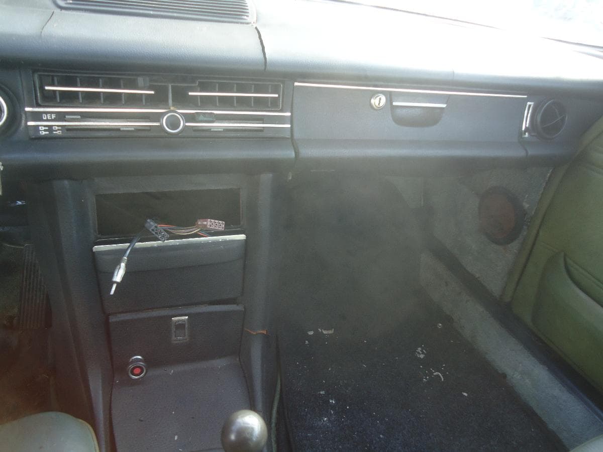 Mercedes-Benz 220 Sedam — imagem 12