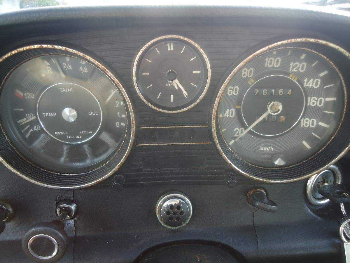 Mercedes-Benz 220 Sedam — imagem 11