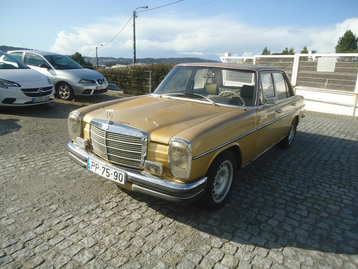 Mercedes-Benz 220 Sedam — imagem 3