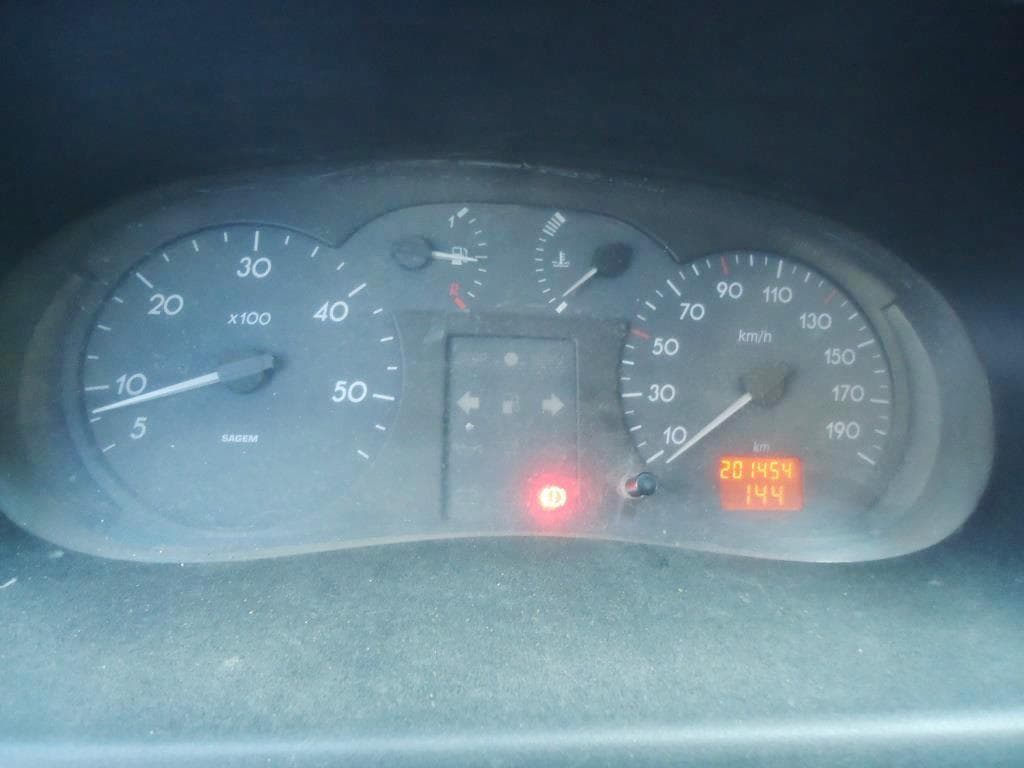 Nissan Interstar DCI · Ano 2003 — image 13