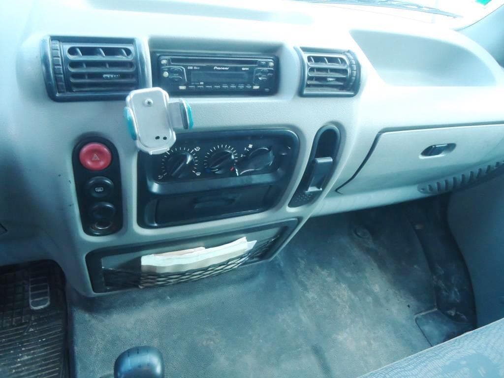 Nissan Interstar DCI · Ano 2003 — image 12