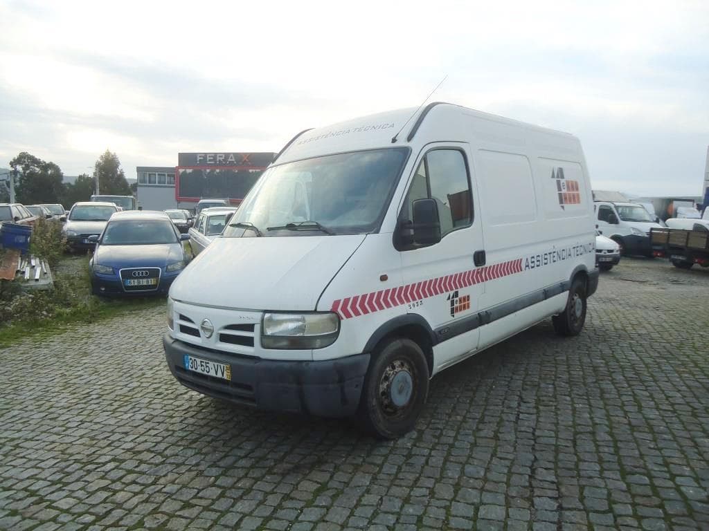 Nissan Interstar DCI · Ano 2003 — image 1