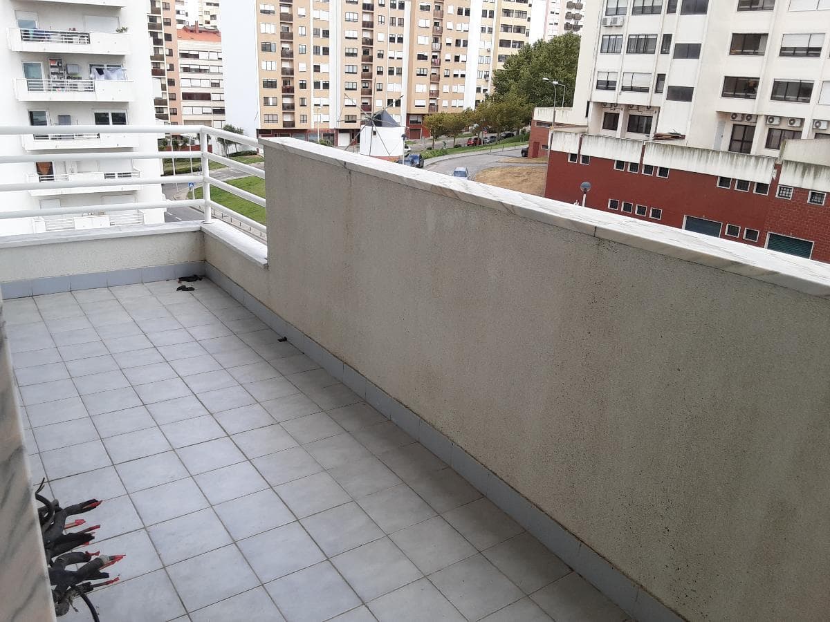 Apartamento T4 · Alfragide — image 11