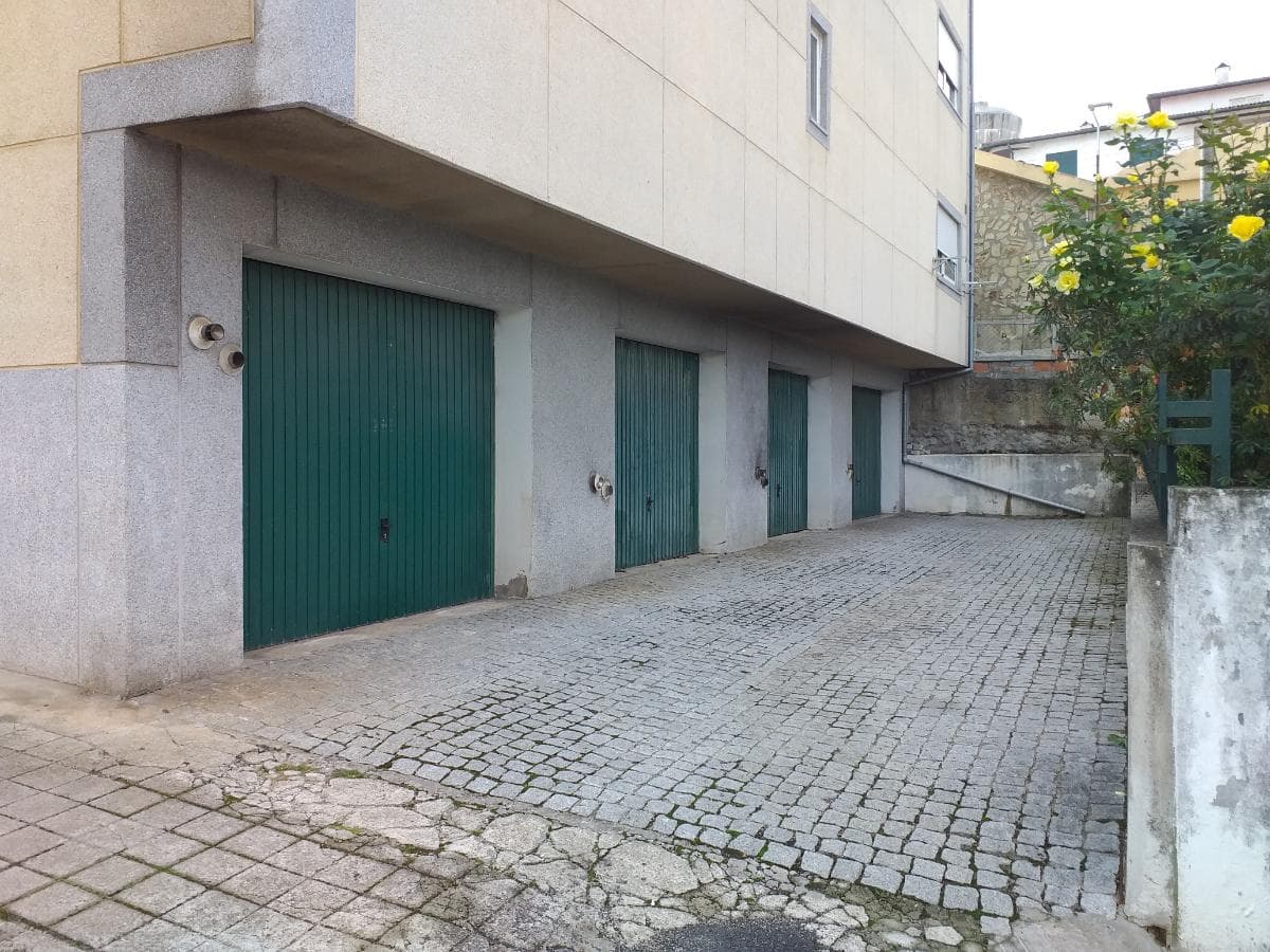 Apartamento T1 + Garagem · Bragança — imagen 3