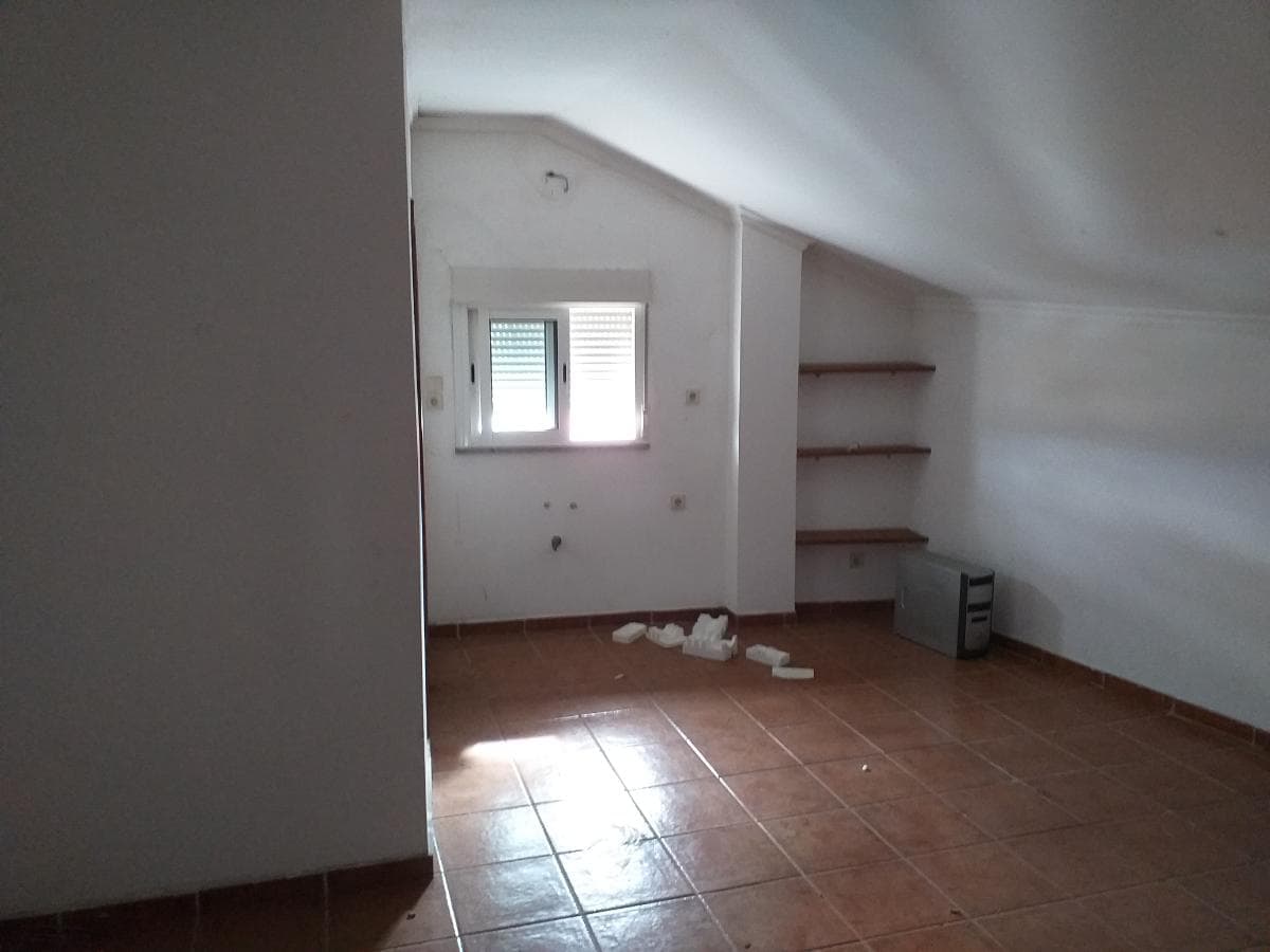 Apartamento T1 + Garagem · Bragança — imagen 13