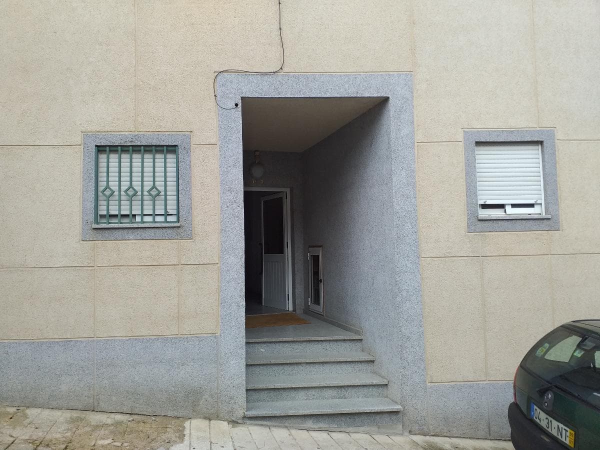 Apartamento T1 + Garagem · Bragança — imagen 18