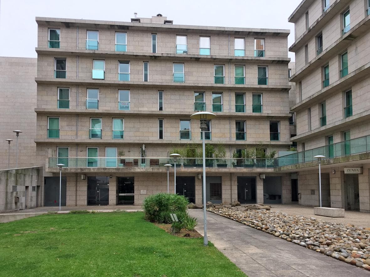 Venda Global - Lotes 1 a 30 · Apartamentos — image 1