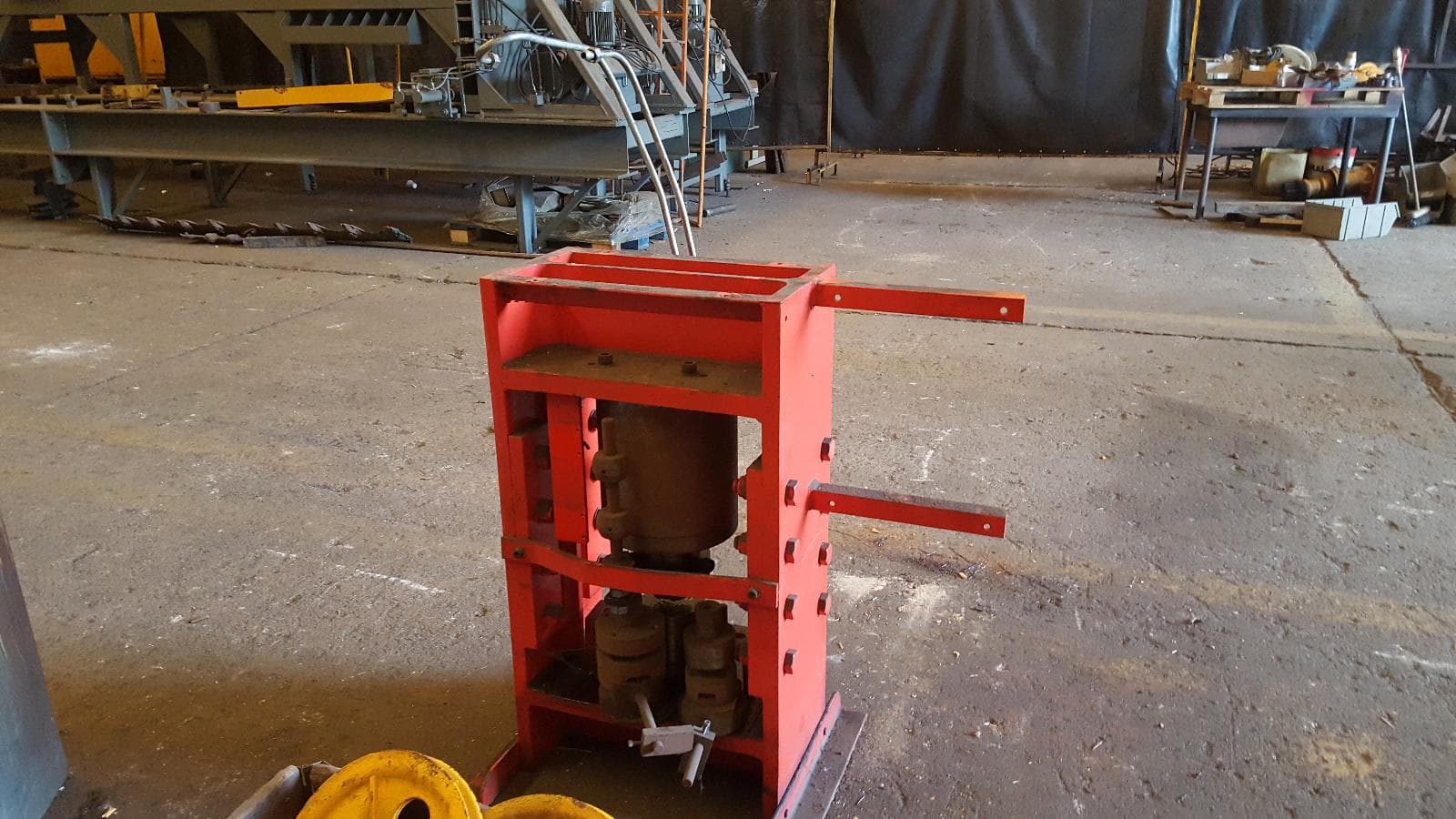 Gruas · Prensa Hidráulica · Máquina Quebra Cantos — image 10