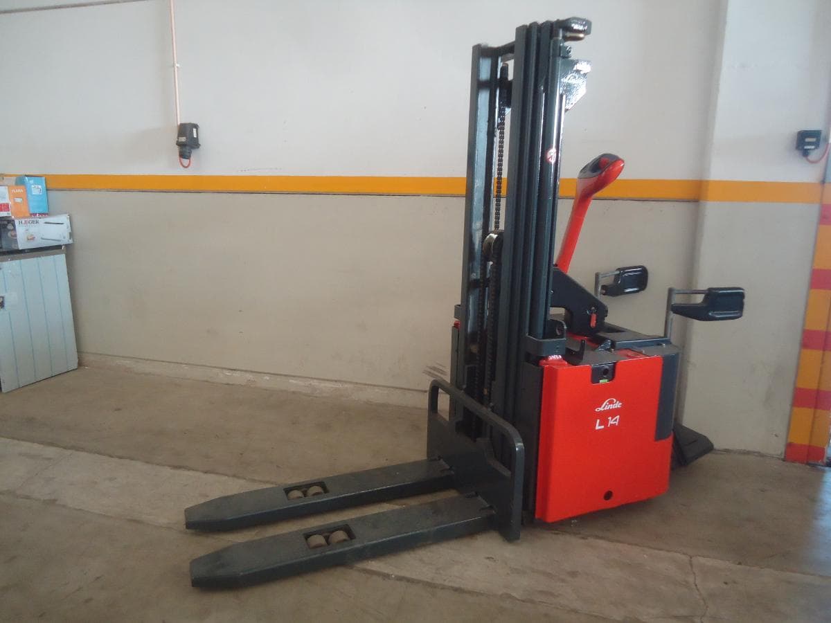 Stacker Linde — imagem 3
