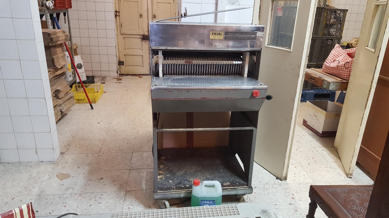 Trespasse Estabelecimento Comercial + Equipamento Panificação — imagem 3