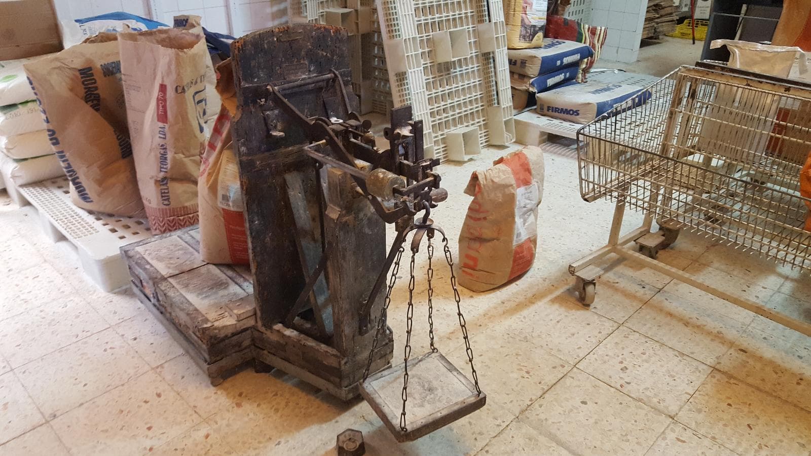 Trespasse Estabelecimento Comercial + Equipamento Panificação — imagem 102