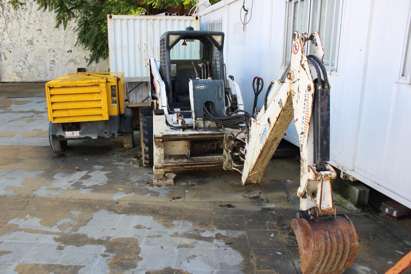 Mini Pá Carregadora Bobcat — imagem 2