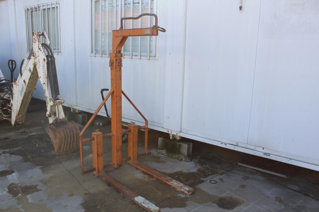 Porta paletes · Garfos transportadores — imagen 7
