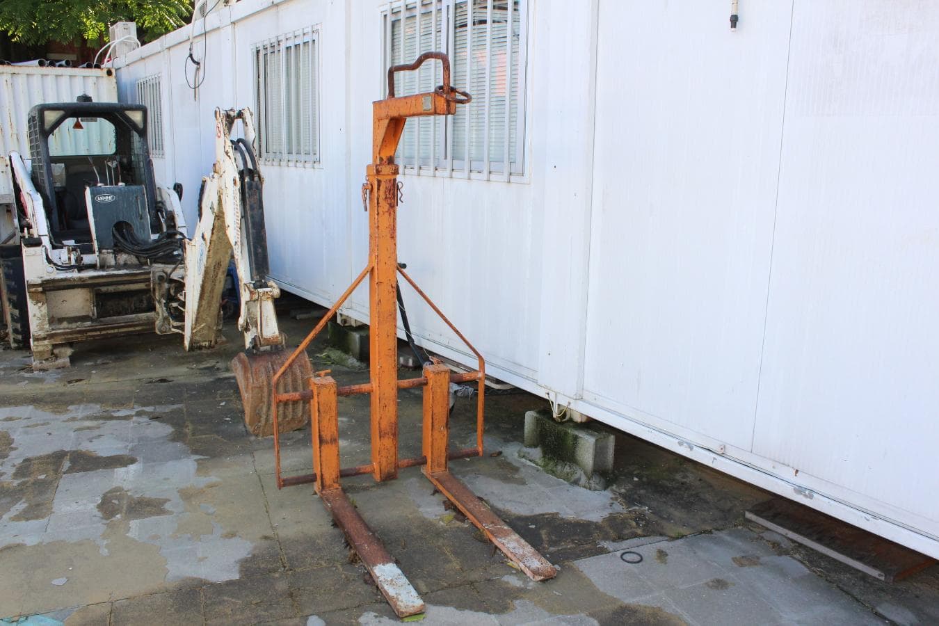 Porta paletes · Garfos transportadores — imagen 10