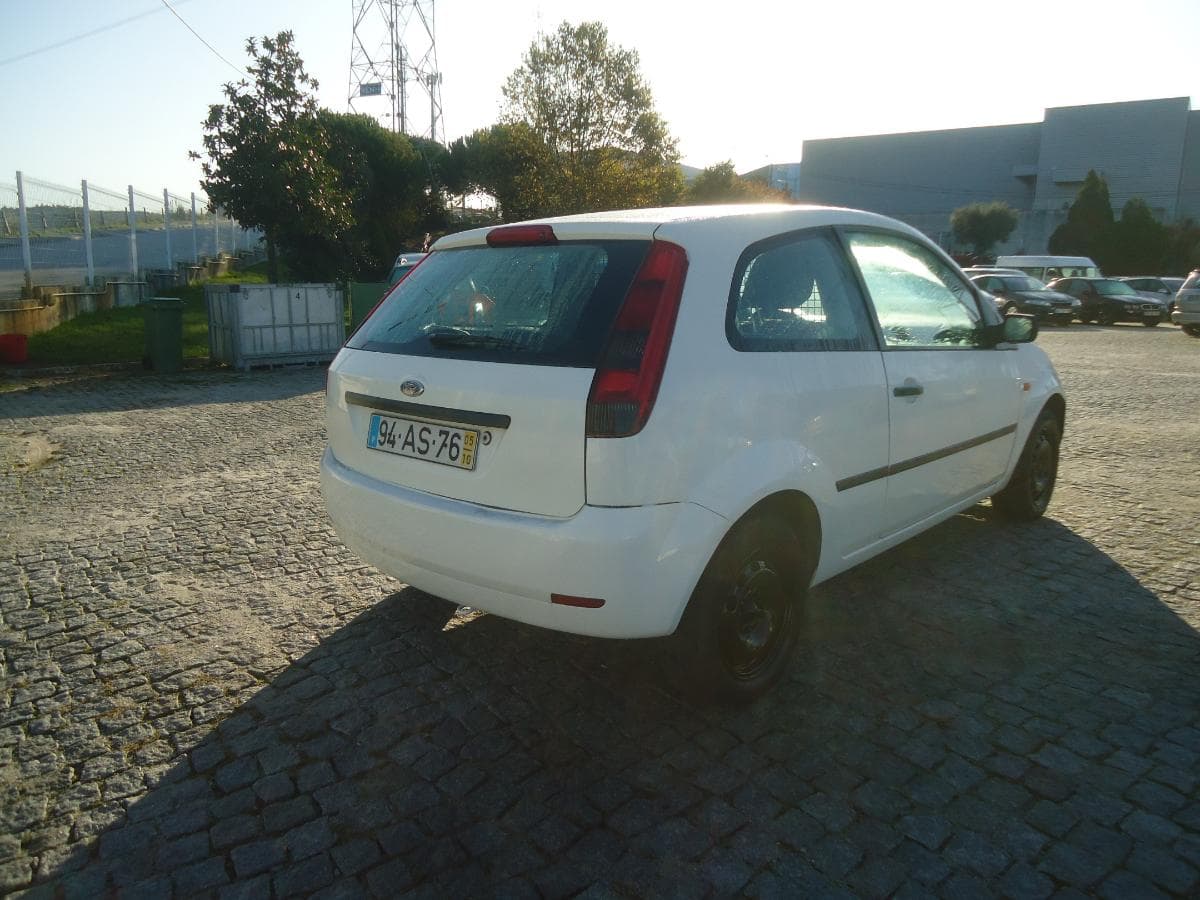Ford Fiesta 1.4 TDCI — imagen 6