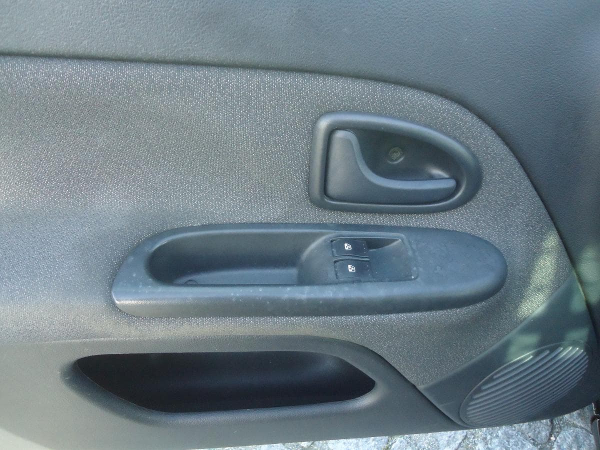 Renault Clio 1.5 DCI — imagen 9