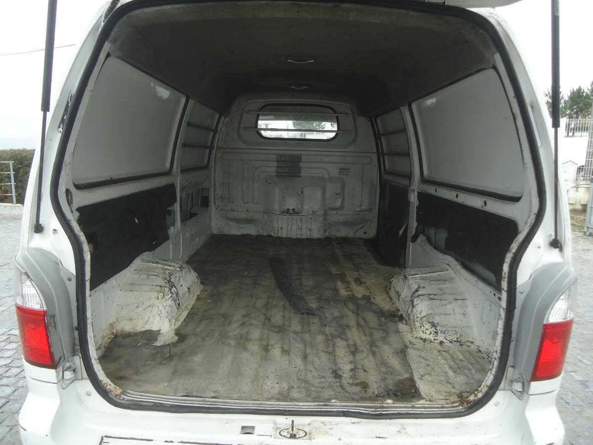 Kia Pregio 2.5 TDCI — imagem 14