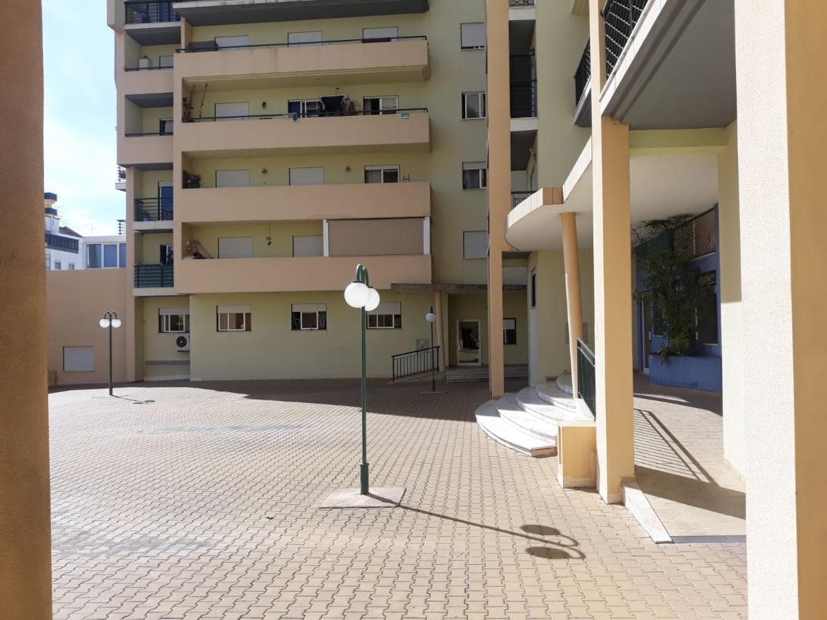 Apartamento T2 + Garagem · Portimão — imagen 3