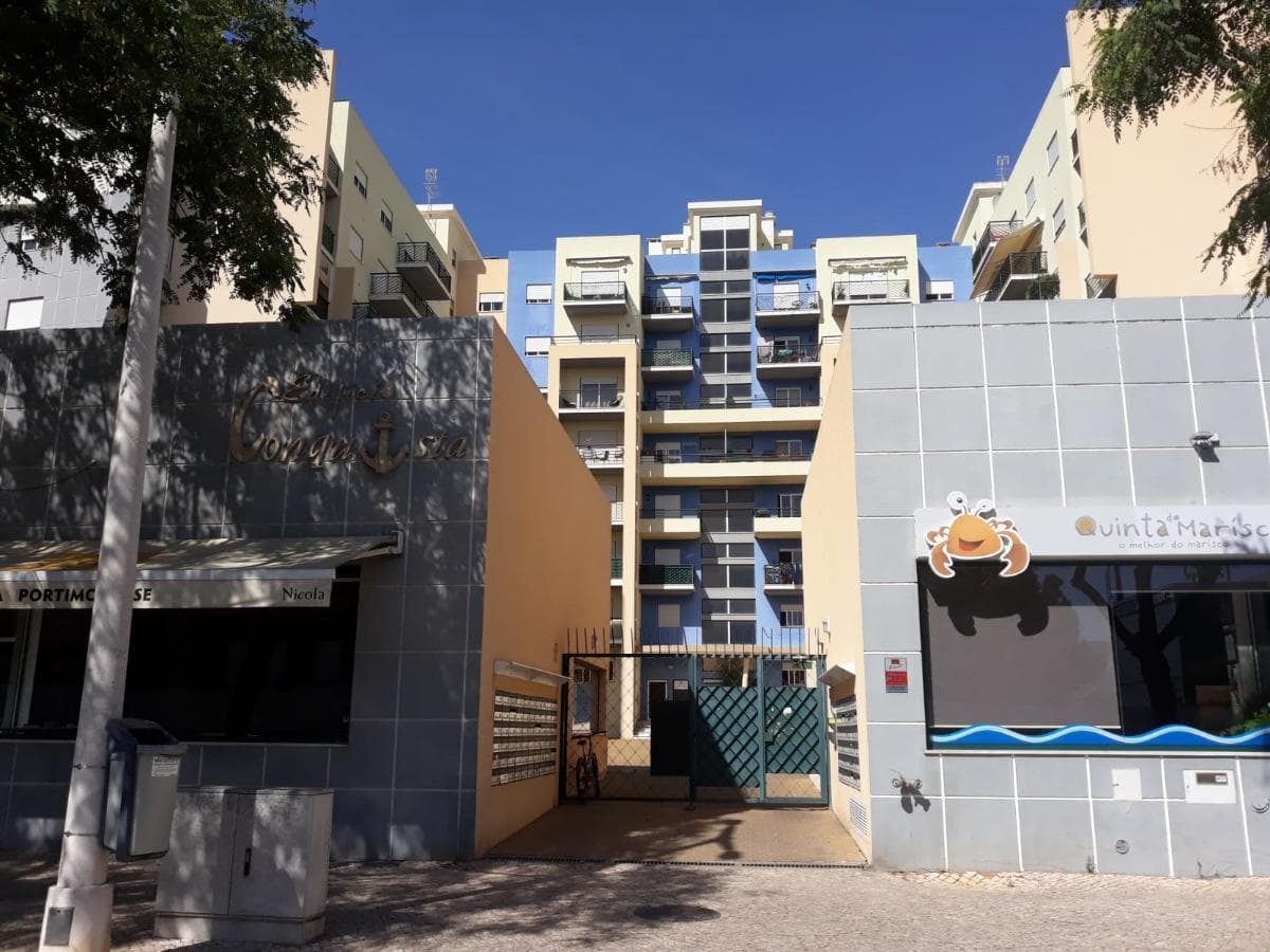 Apartamento T2 + Garagem · Portimão — imagen 2