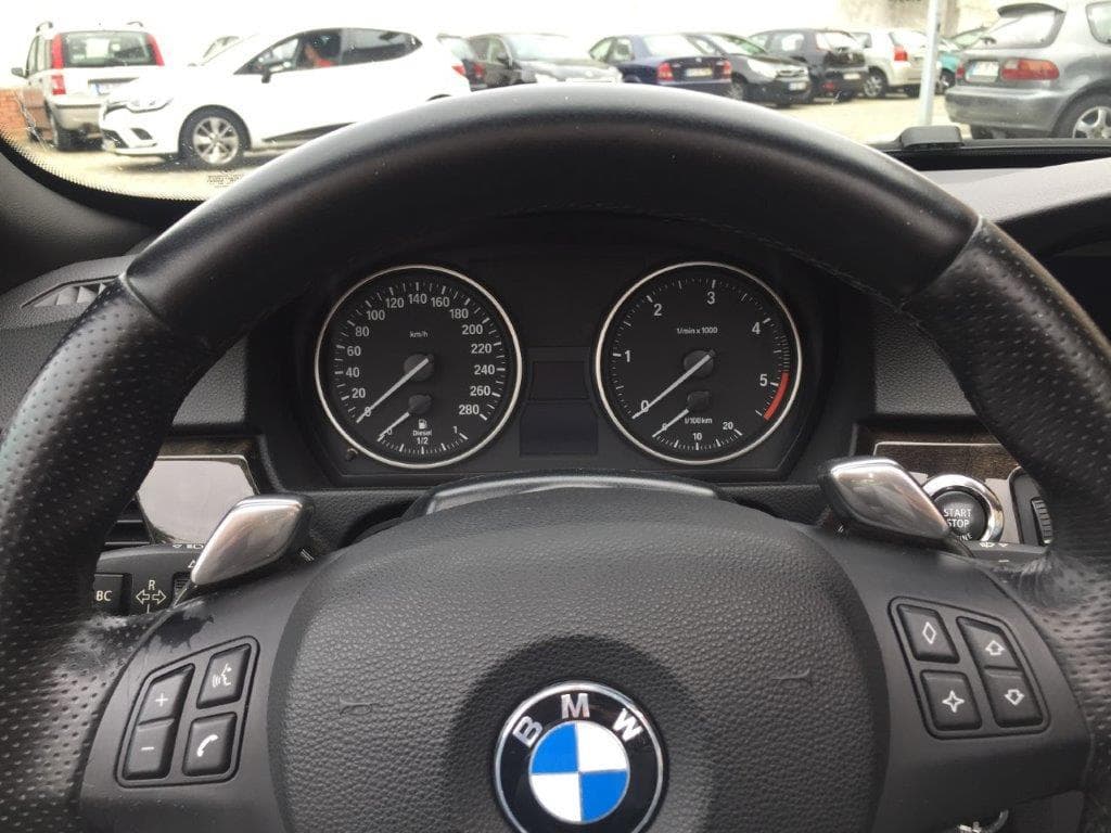 BMW 330 D — imagen 8