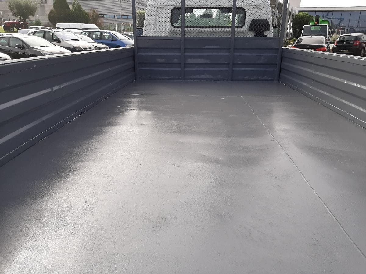 Mitsubishi Canter Tribasculante · Ano 2004 — imagem 16