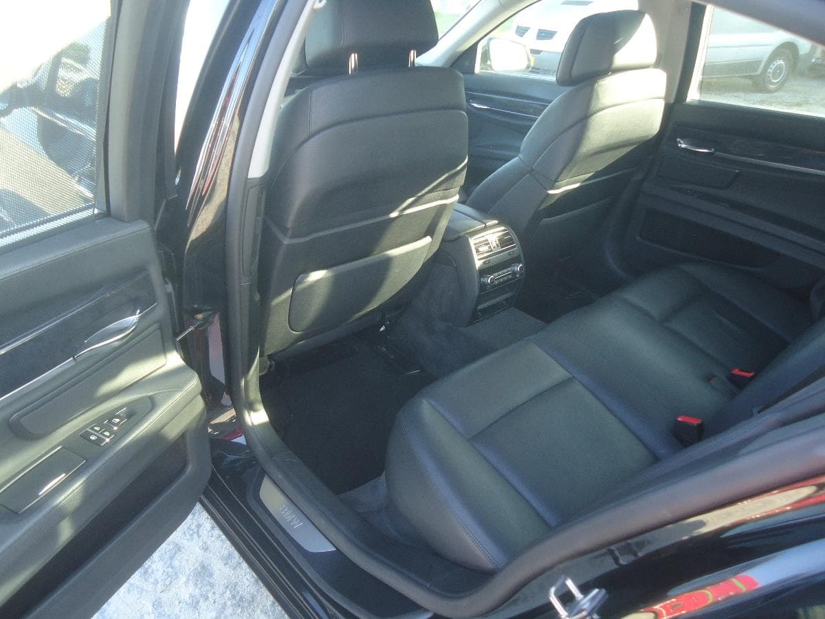 BMW 730D — imagem 14